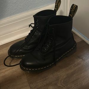Doc martens, barely worn